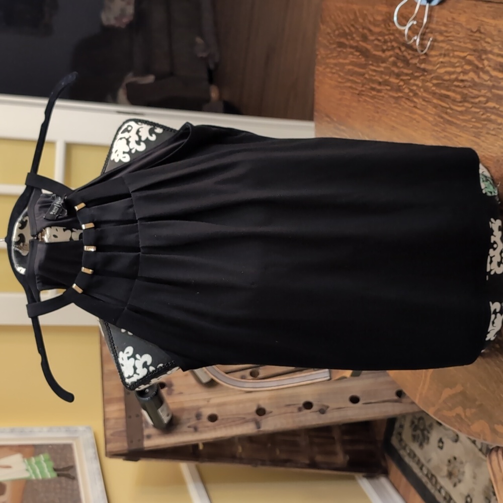 White House. Black market dress top